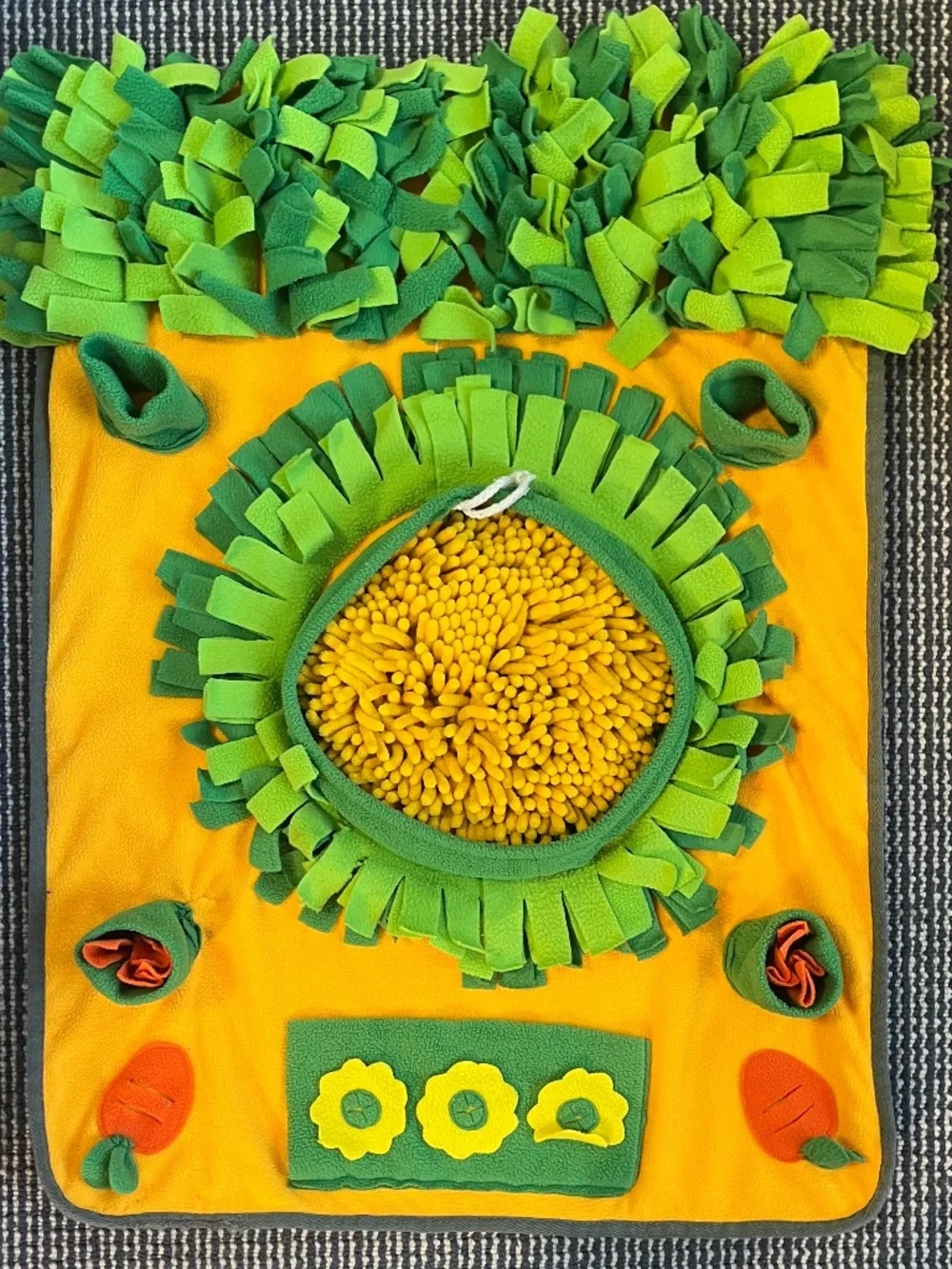 Pet Olfactory Feeding Pad Training Mat Dogs/ Cats Interactive Puzzle Toy
